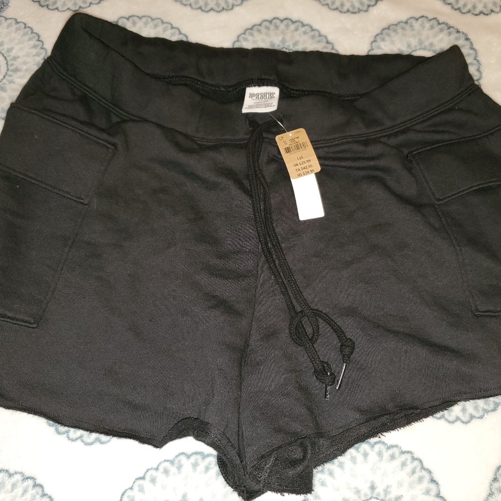 PINK by vs nwt black cargo sweat shorts sz lg